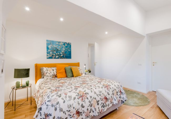 Апартаменты на Lucca - Casa Daria, Modern 4 Bedrooms Apartment inside the Walls of Lucca  Апартаменты на Lucca - Casa Daria, Modern 4 Bedrooms Apartment inside the Walls of Lucca