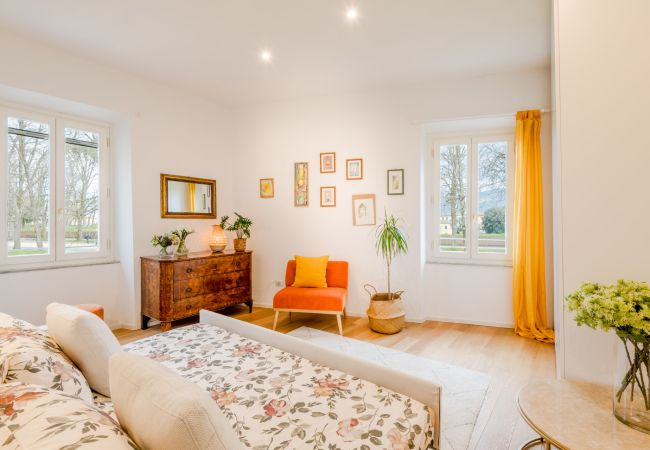 Апартаменты на Lucca - Casa Daria, Modern 4 Bedrooms Apartment inside the Walls of Lucca  Апартаменты на Lucca - Casa Daria, Modern 4 Bedrooms Apartment inside the Walls of Lucca