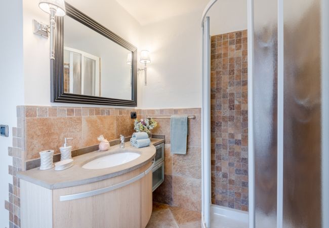 Апартаменты на Lucca - Panoramic Penthouse with Terrace, 2 bedrooms 2 bathrooms inside the Walls of Lucca Апартаменты на Lucca - Panoramic Penthouse with Terrace, 2 bedrooms 2 bathrooms inside the Walls of Lucca