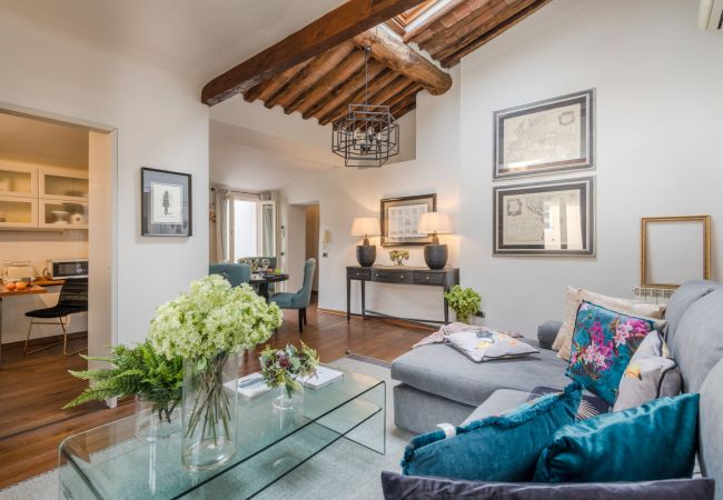 Апартаменты на Lucca - Panoramic Penthouse with Terrace, 2 bedrooms 2 bathrooms inside the Walls of Lucca Апартаменты на Lucca - Panoramic Penthouse with Terrace, 2 bedrooms 2 bathrooms inside the Walls of Lucca