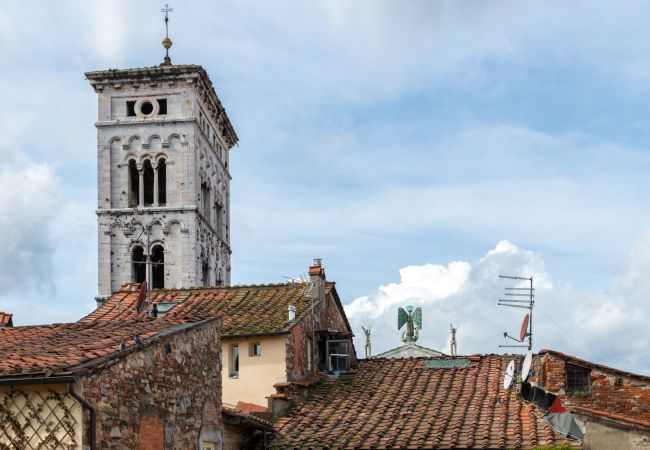 Апартаменты на Lucca - Panoramic Penthouse with Terrace, 2 bedrooms 2 bathrooms inside the Walls of Lucca Апартаменты на Lucca - Panoramic Penthouse with Terrace, 2 bedrooms 2 bathrooms inside the Walls of Lucca