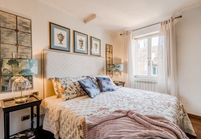 Апартаменты на Lucca - Panoramic Penthouse with Terrace, 2 bedrooms 2 bathrooms inside the Walls of Lucca Апартаменты на Lucca - Panoramic Penthouse with Terrace, 2 bedrooms 2 bathrooms inside the Walls of Lucca