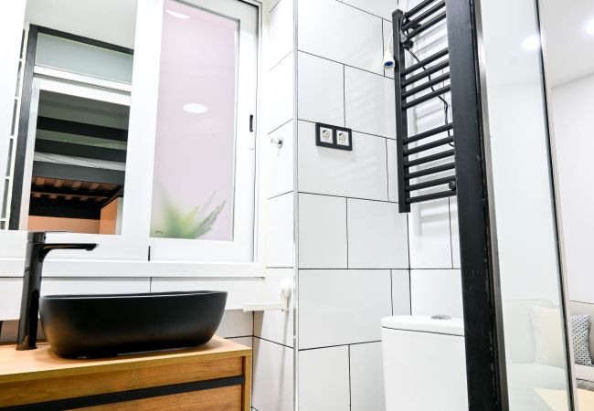 Квартира-студия на Madrid - M (RVI40) Coqueto apartamento de un dormitorio en Cuatro Caminos. Temporal Квартира-студия на Madrid - M (RVI40) Coqueto apartamento de un dormitorio en Cuatro Caminos. Temporal