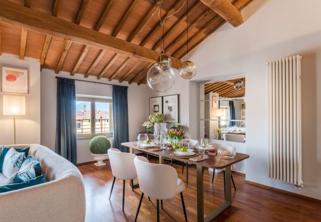 Апартаменты на Lucca - De Nobili Penthouse, Luxury Apartment with Elevator inside the Walls of Lucca Апартаменты на Lucca - De Nobili Penthouse, Luxury Apartment with Elevator inside the Walls of Lucca
