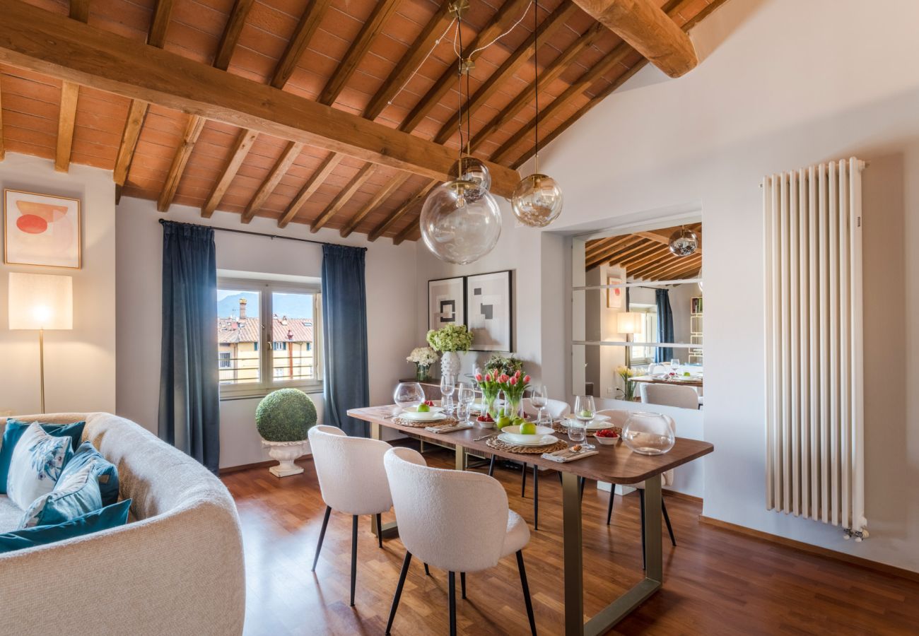 Апартаменты на Lucca - De Nobili Penthouse, Luxury Apartment with Elevator inside the Walls of Lucca Апартаменты на Lucca - De Nobili Penthouse, Luxury Apartment with Elevator inside the Walls of Lucca