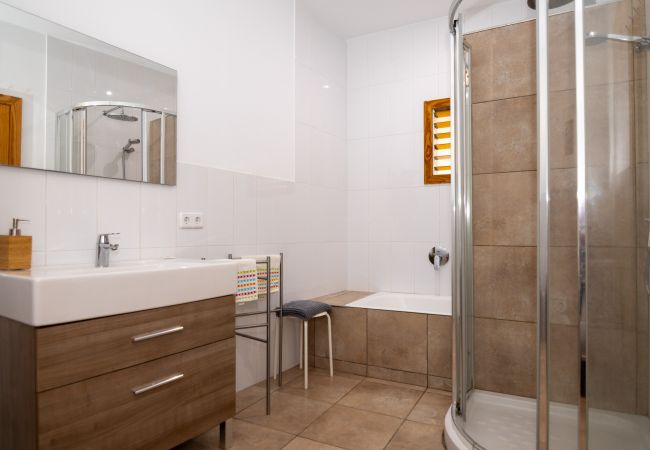 Дом на Ariany - Casa vacacional de pueblo totalmente equipada 271 Дом на Ariany - Casa vacacional de pueblo totalmente equipada 271