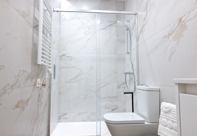 Квартира-студия на Madrid - Céntrico y Luminoso Estudio Duplex en Madrid Temporal Квартира-студия на Madrid - Céntrico y Luminoso Estudio Duplex en Madrid Temporal