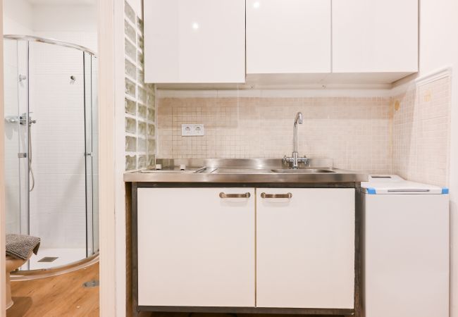 Квартира-студия на Madrid - Lindo estudio en barrio Justicia SLR16 Квартира-студия на Madrid - Lindo estudio en barrio Justicia SLR16