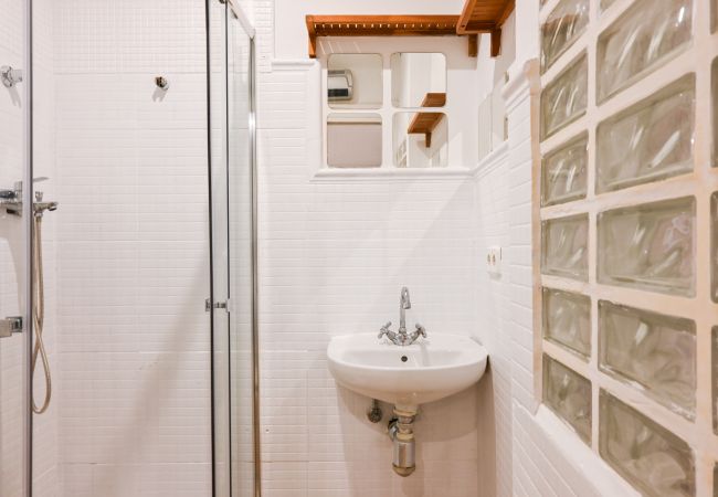 Квартира-студия на Madrid - Lindo estudio en barrio Justicia SLR16 Квартира-студия на Madrid - Lindo estudio en barrio Justicia SLR16