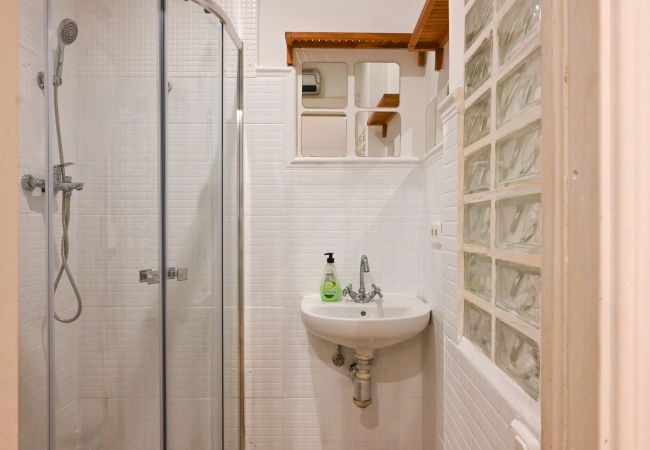 Квартира-студия на Madrid - Lindo estudio en barrio Justicia SLR16 Квартира-студия на Madrid - Lindo estudio en barrio Justicia SLR16