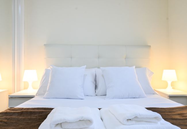 Апартаменты на Madrid - Coqueto Apartamento de dos dormitorios en Delicias .Temporal  Апартаменты на Madrid - Coqueto Apartamento de dos dormitorios en Delicias .Temporal