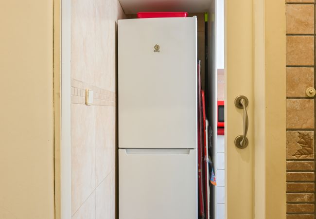 Апартаменты на Madrid - Coqueto Apartamento de dos dormitorios en Delicias .Temporal  Апартаменты на Madrid - Coqueto Apartamento de dos dormitorios en Delicias .Temporal