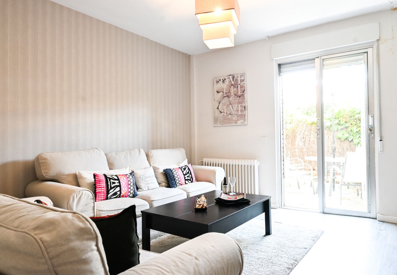 Апартаменты на Мадрид город / Madrid - Cómodo apartamento de un dormitorio .Temporal