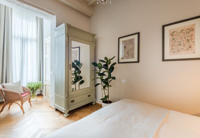 Апартаменты на Lucca - GARDEN VISTA Charming 2 Bedrooms 2 Bathrooms Apartment inside the Walls of Lucca Апартаменты на Lucca - GARDEN VISTA Charming 2 Bedrooms 2 Bathrooms Apartment inside the Walls of Lucca