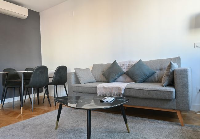Апартаменты на Madrid - Bonito apartamento de dos dormitorios a pocos minutos de Gran VíaSIL2 Апартаменты на Madrid - Bonito apartamento de dos dormitorios a pocos minutos de Gran VíaSIL2