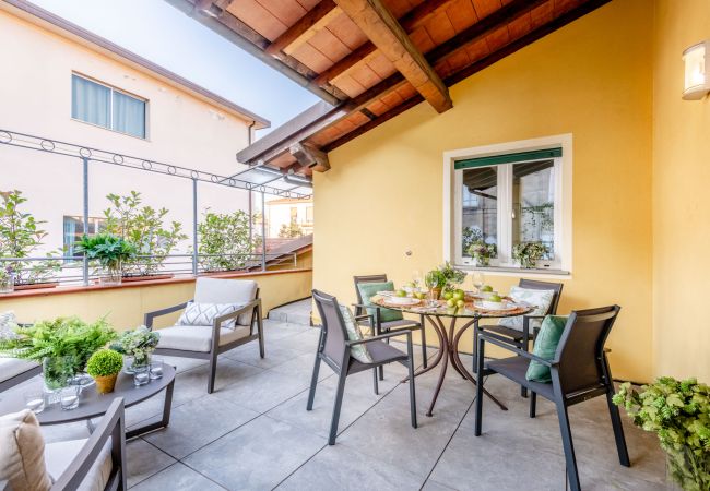 Апартаменты на Lucca - Smart Apartment with Terrace and Parking in Lucca Апартаменты на Lucca - Smart Apartment with Terrace and Parking in Lucca