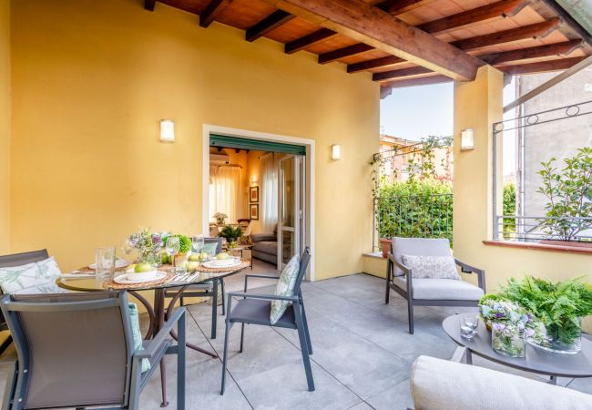Апартаменты на Lucca - Smart Apartment with Terrace and Parking in Lucca Апартаменты на Lucca - Smart Apartment with Terrace and Parking in Lucca