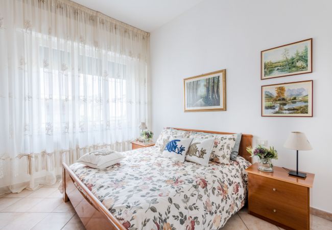 Апартаменты на Viareggio - Simple Duplex Apartment with Terrace in Viareggio Апартаменты на Viareggio - Simple Duplex Apartment with Terrace in Viareggio
