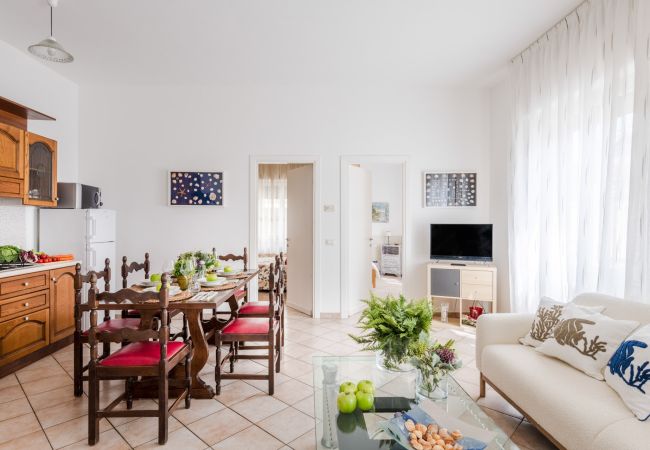 Апартаменты на Viareggio - Simple Duplex Apartment with Terrace in Viareggio Апартаменты на Viareggio - Simple Duplex Apartment with Terrace in Viareggio