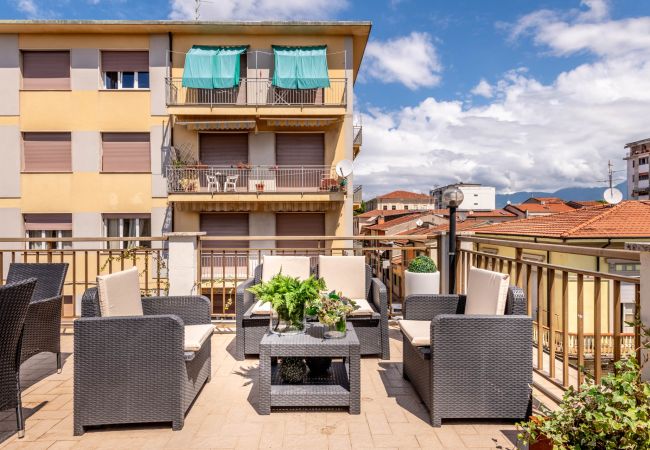 Апартаменты на Viareggio - Simple Duplex Apartment with Terrace in Viareggio Апартаменты на Viareggio - Simple Duplex Apartment with Terrace in Viareggio