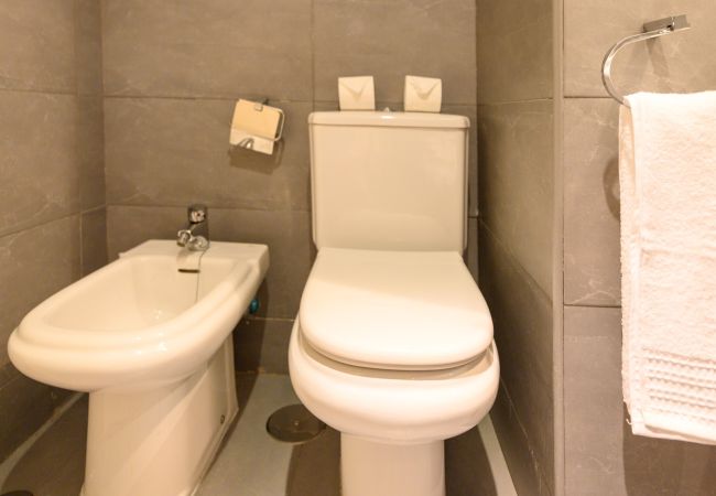 Апартаменты на Madrid - Moderno Apartamento Familiar con Terraza y Piscina en Madrid .Temporal Апартаменты на Madrid - Moderno Apartamento Familiar con Terraza y Piscina en Madrid .Temporal