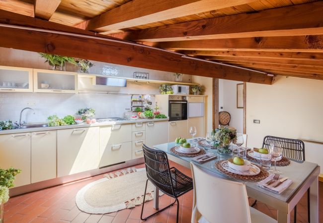 Апартаменты на Lucca - Panoramic penthouse with views and elevator in Lucca Апартаменты на Lucca - Panoramic penthouse with views and elevator in Lucca