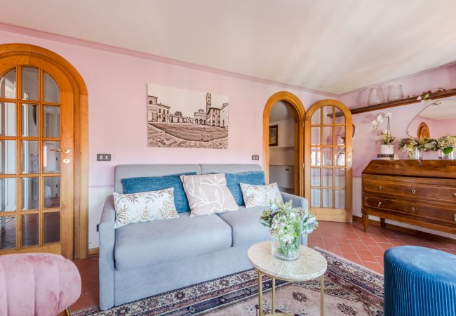Апартаменты на Lucca - Panoramic penthouse with views and elevator in Lucca Апартаменты на Lucca - Panoramic penthouse with views and elevator in Lucca