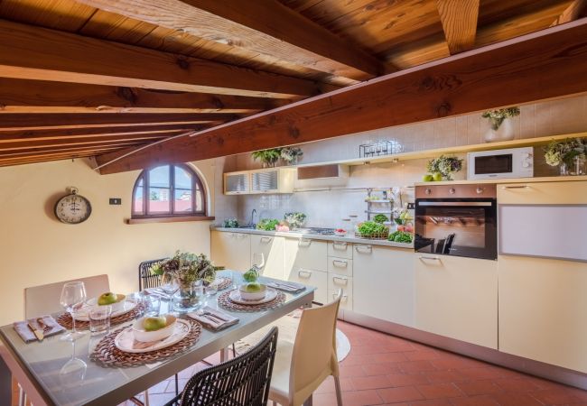 Апартаменты на Lucca - Panoramic penthouse with views and elevator in Lucca Апартаменты на Lucca - Panoramic penthouse with views and elevator in Lucca