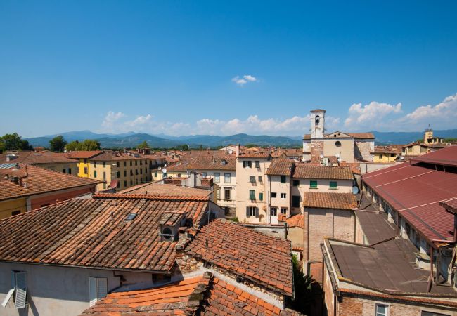 Апартаменты на Lucca - Panoramic penthouse with views and elevator in Lucca Апартаменты на Lucca - Panoramic penthouse with views and elevator in Lucca