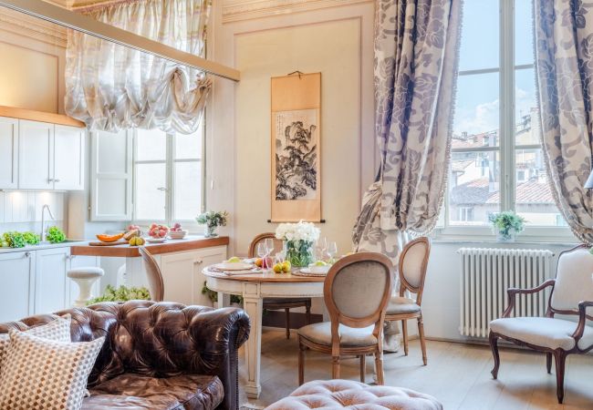 Апартаменты на Lucca - Timeless Palazzo: a historic haven in the heart of Lucca Апартаменты на Lucca - Timeless Palazzo: a historic haven in the heart of Lucca