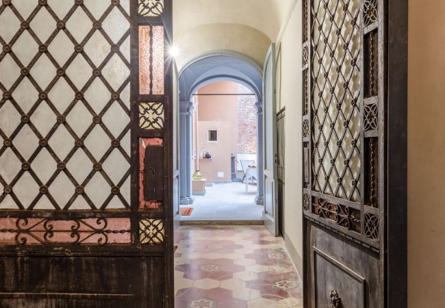 Апартаменты на Lucca - Contemporary Apartment with Private Outdoor in Lucca Апартаменты на Lucca - Contemporary Apartment with Private Outdoor in Lucca