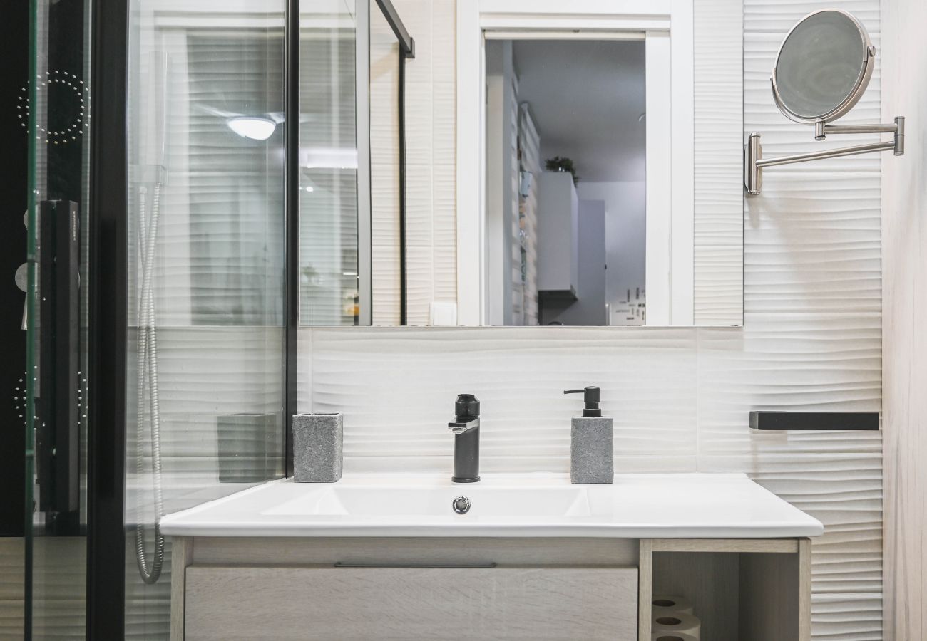 Апартаменты на Мадрид город / Madrid -  Moderno y Cómodo Apartamento en el Centro de Madrid .Temporal  Апартаменты на Мадрид город / Madrid -  Moderno y Cómodo Apartamento en el Centro de Madrid .Temporal