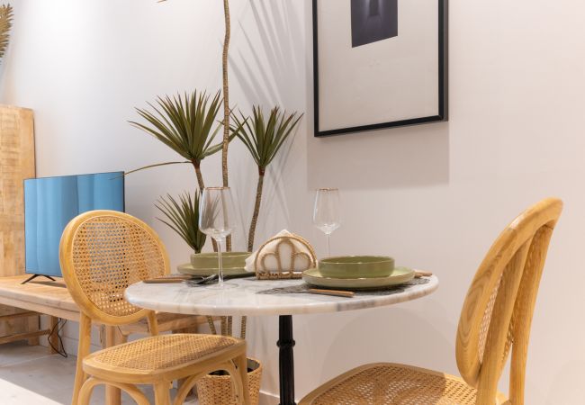 Апартаменты на Madrid - Elegante y Acogedor Apartamento con Encanto en Salamanca.Temporal Апартаменты на Madrid - Elegante y Acogedor Apartamento con Encanto en Salamanca.Temporal