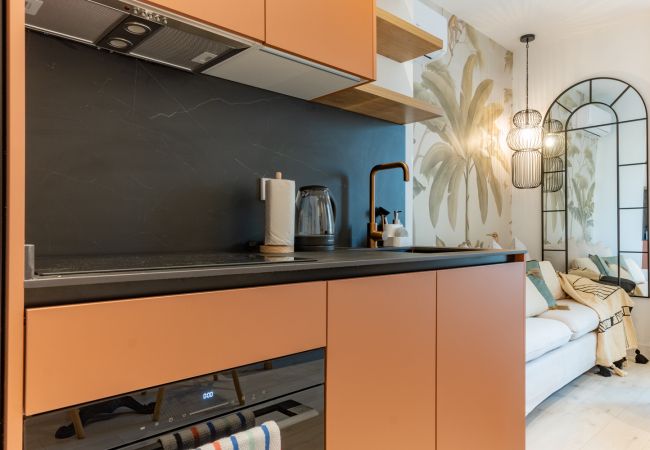 Апартаменты на Madrid - Elegante y Acogedor Apartamento con Encanto en Salamanca.Temporal Апартаменты на Madrid - Elegante y Acogedor Apartamento con Encanto en Salamanca.Temporal