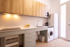 Апартаменты на Валенсия город / Valencia - Maritim Studios I | 4 Viajeros | AC-WIFI | Near Beach