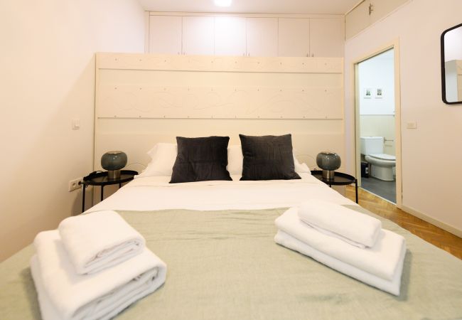 Апартаменты на Madrid - Elegante vivienda de 3 habitaciones en el centro de Madrid  Апартаменты на Madrid - Elegante vivienda de 3 habitaciones en el centro de Madrid