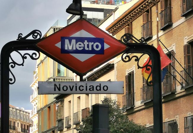 Апартаменты на Madrid - Confort y estilo urbano: tu piso perfecto con 3 habitaciones  Апартаменты на Madrid - Confort y estilo urbano: tu piso perfecto con 3 habitaciones