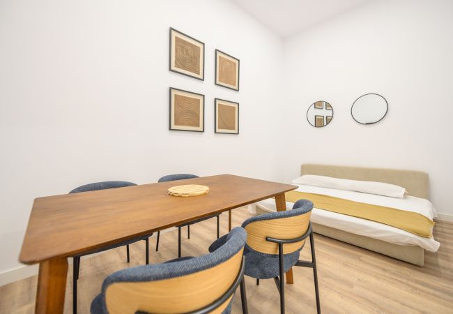 Апартаменты на Madrid - Confort y estilo urbano: tu piso perfecto con 3 habitaciones  Апартаменты на Madrid - Confort y estilo urbano: tu piso perfecto con 3 habitaciones