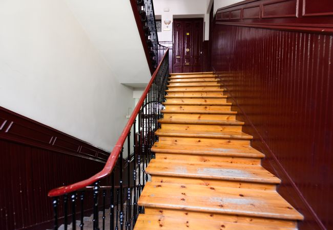 Апартаменты на Madrid - Confort y estilo urbano: tu piso perfecto con 3 habitaciones  Апартаменты на Madrid - Confort y estilo urbano: tu piso perfecto con 3 habitaciones