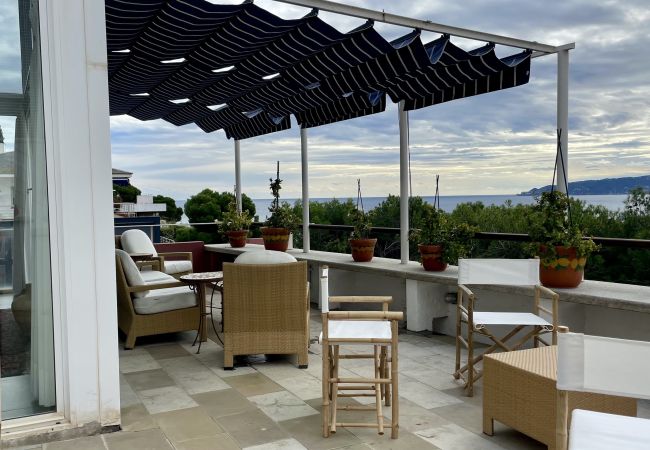 Вилла на Estartit - VILLA AZURE Вилла на Estartit - VILLA AZURE