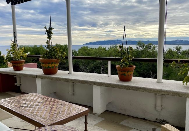Вилла на Estartit - VILLA AZURE Вилла на Estartit - VILLA AZURE