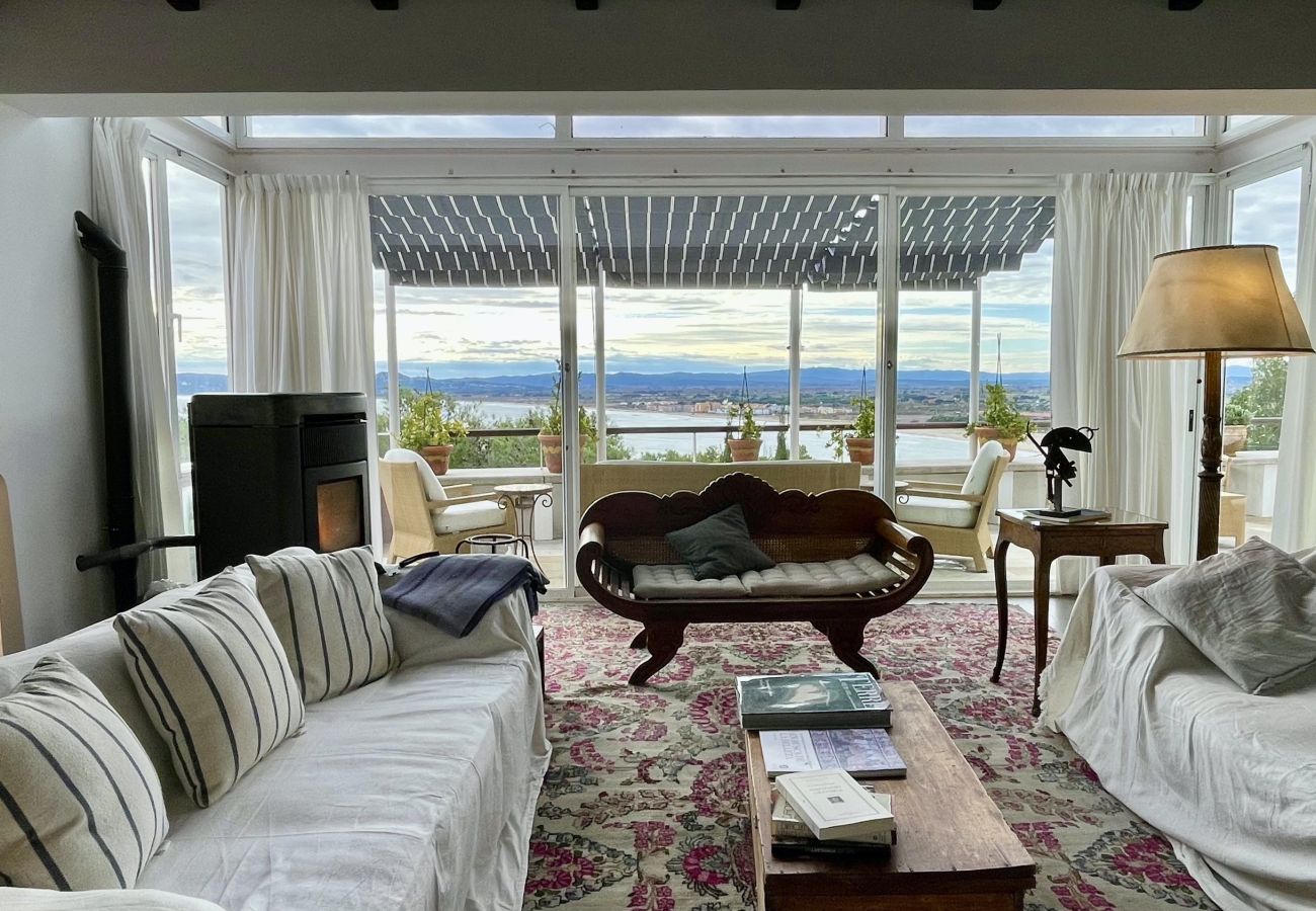 Вилла на Эстартит / Estartit - VILLA AZURE Вилла на Эстартит / Estartit - VILLA AZURE