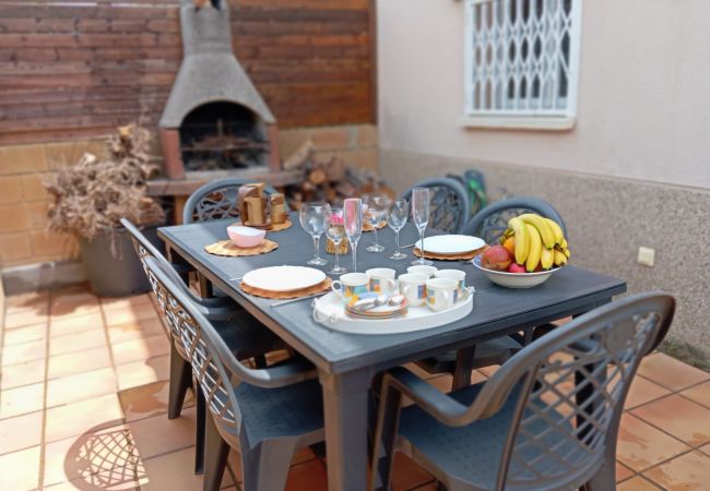 Таунхаус на L'Escala - RAMBLA MALLOLS 9, CASA LIA Таунхаус на L'Escala - RAMBLA MALLOLS 9, CASA LIA