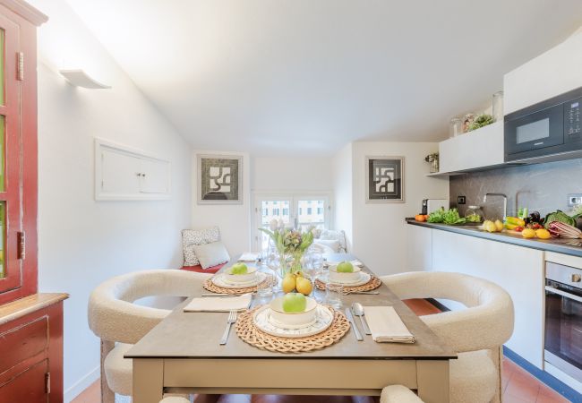 Апартаменты на Lucca - Smart Penthouse with Views over Amphiteatre Square Апартаменты на Lucca - Smart Penthouse with Views over Amphiteatre Square