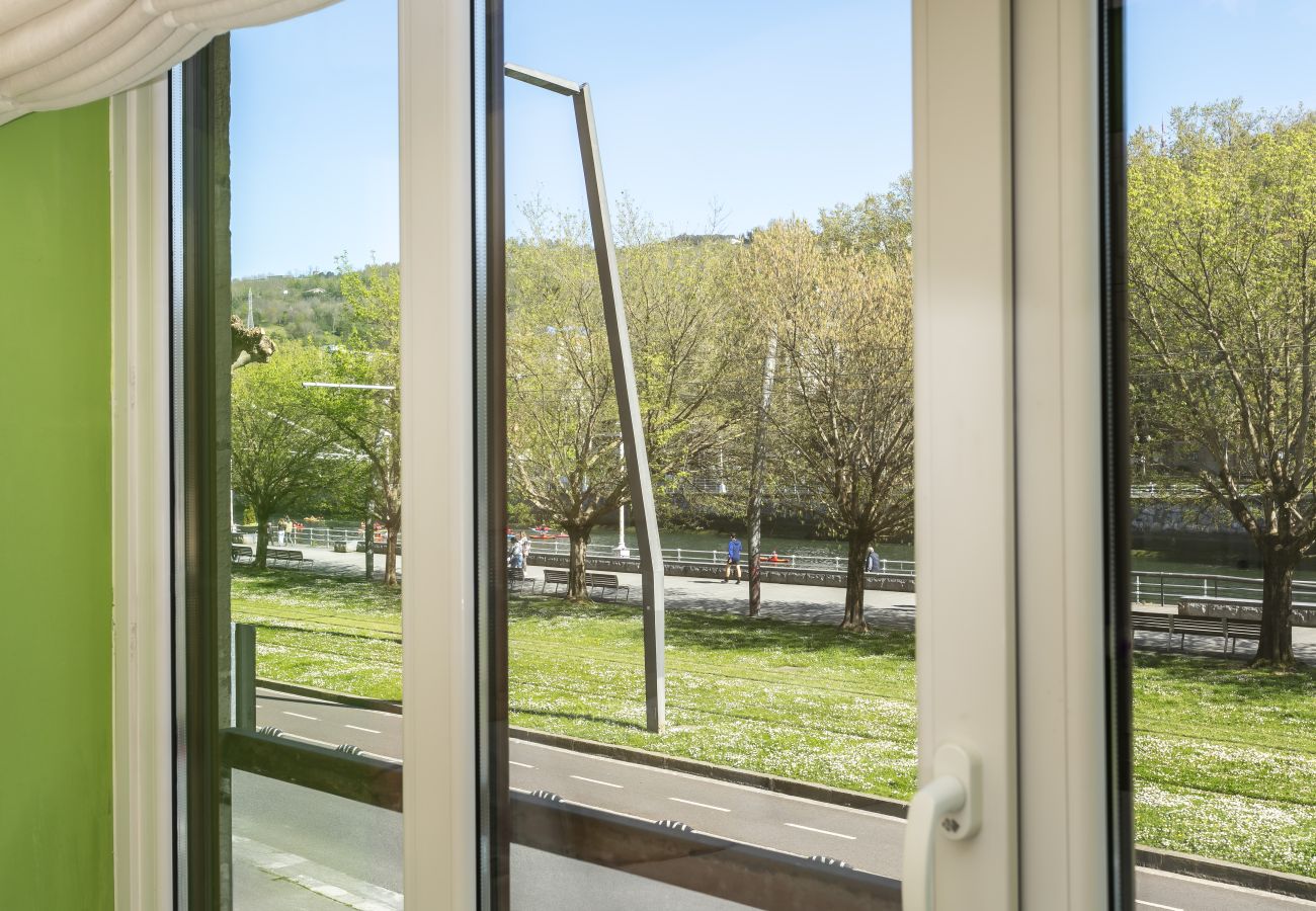 Апартаменты на Bilbao - Ria by People Rentals apartment Апартаменты на Bilbao - Ria by People Rentals apartment