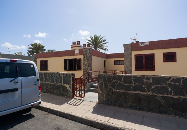 Дом на San Bartolomé de Tirajana - Ciaboga Front Line By CanariasGetaway  Дом на San Bartolomé de Tirajana - Ciaboga Front Line By CanariasGetaway