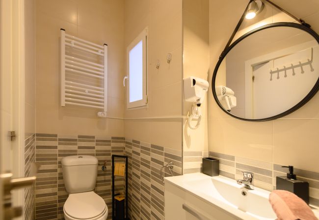 Rent by room на Madrid - Los Ángeles: habitación con comodidad y zonas compartidas Gran Vía-Madrid. Temporal Rent by room на Madrid - Los Ángeles: habitación con comodidad y zonas compartidas Gran Vía-Madrid. Temporal