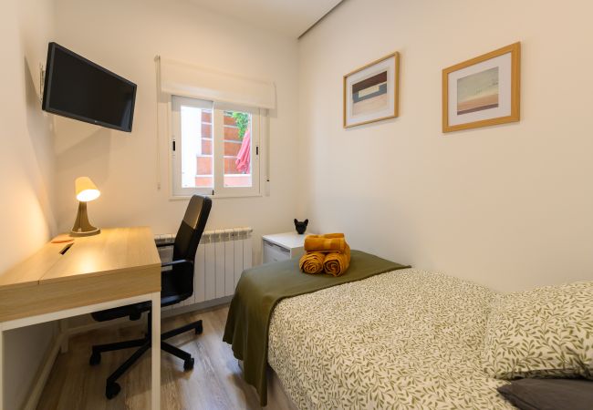 Rent by room на Madrid - Oruro: Habitación con confort y esencia boliviana en Madrid.Temporal Rent by room на Madrid - Oruro: Habitación con confort y esencia boliviana en Madrid.Temporal