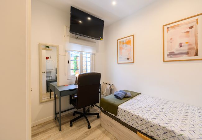 Rent by room на Madrid - Tarija: Habitación con confort y esencia boliviana en Madrid Temporal  Rent by room на Madrid - Tarija: Habitación con confort y esencia boliviana en Madrid Temporal