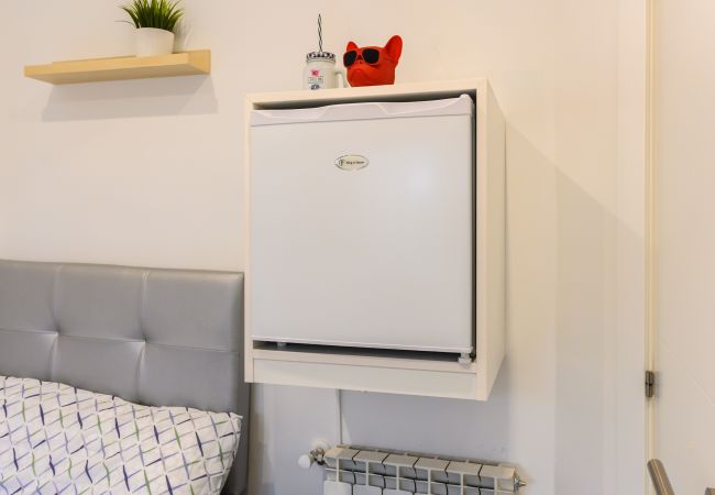 Rent by room на Madrid - Tarija: Habitación con confort y esencia boliviana en Madrid Temporal  Rent by room на Madrid - Tarija: Habitación con confort y esencia boliviana en Madrid Temporal